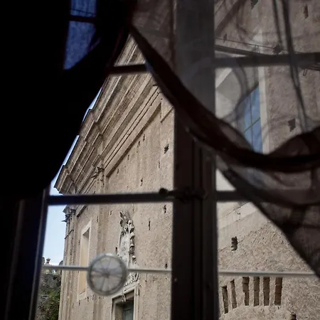 Antico Pozzo B&B 피날레리구레